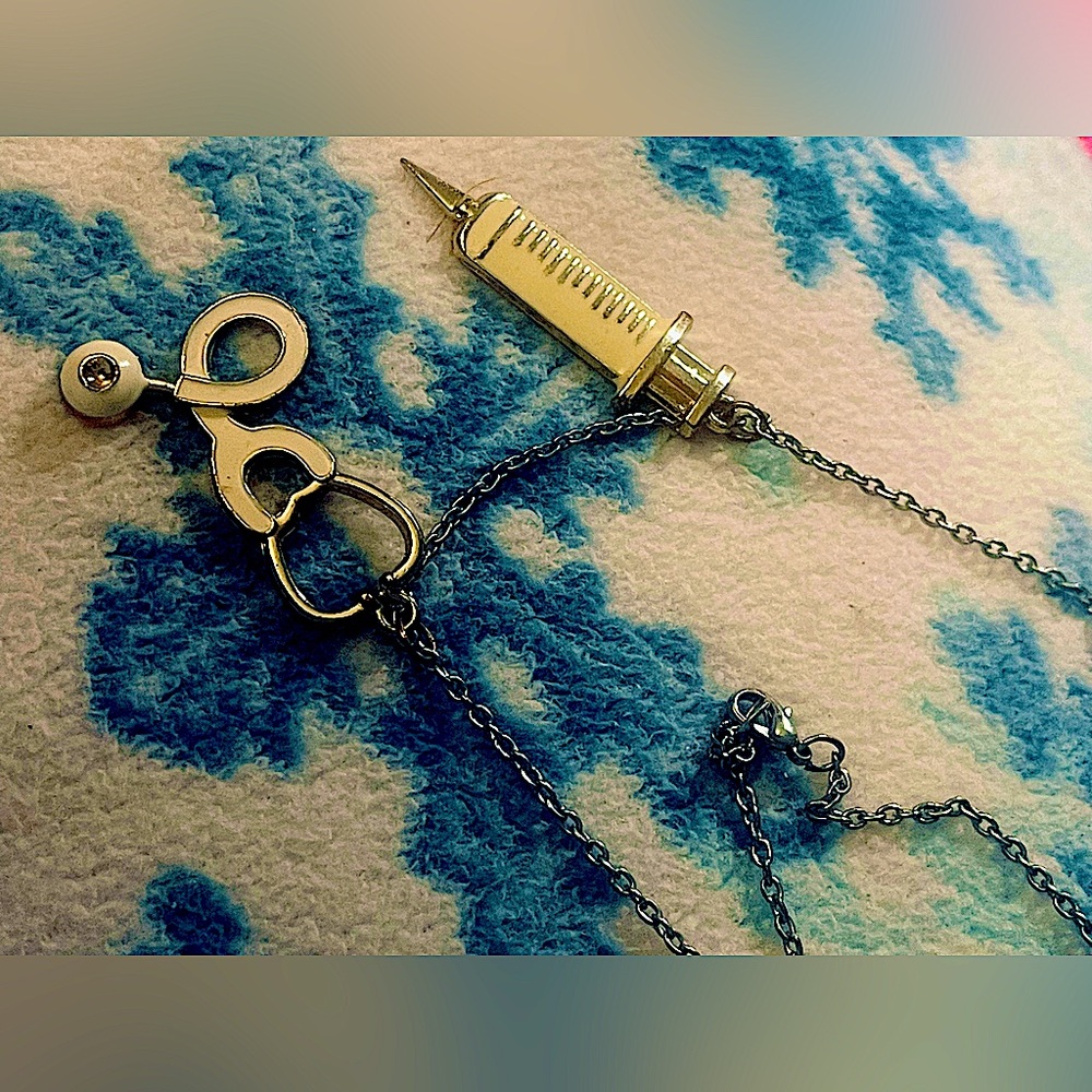 Doctors necklace stethoscope silver tone chain novelty charm jewelry miniature